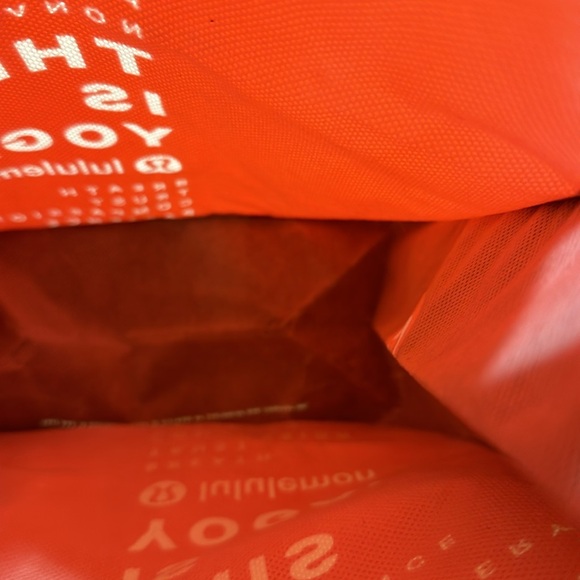 NEW LULULEMON REUSABLE THIS IS YOGA TOTE BAG WITH BLACK HANDLES AND SNAP CLOSURE - Picture 5 of 10